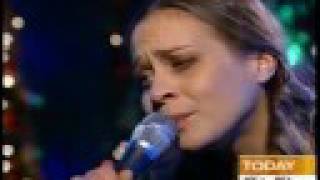 Fiona Apple  quotPaper Bagquot live  TheToday Show with lyrics [upl. by Tanitansy]