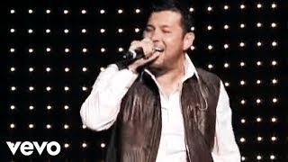 Roberto Tapia  Los Amigos Del M En Vivo [upl. by Pfister]