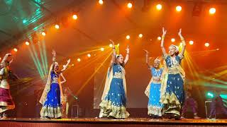 Danse indienne  DIPAVALI 2019 [upl. by Jeffry]