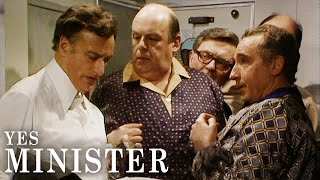 A Very Cramped Train  Yes Minister  BBC Comedy Greats [upl. by Eniahpets]