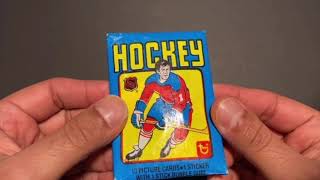 700 197980 TOPPS Hockey Pack GUM WAYNE GRETZKY ROOKIE [upl. by Lynde]