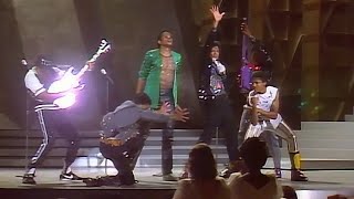 The Jackson 5 amp Michael Jackson  Motown 25 Performance Remastered [upl. by Manus352]