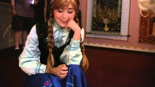 Anna and Elsa Frozen Meet a Puppy in Disneyland [upl. by Aryan]