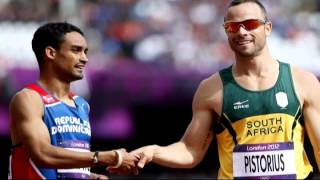 Blade runner Oscar Pistorius roars into 400m 2012 Olympic semifinals [upl. by Sapphire]