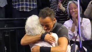 Bruce Springsteen quotDancing In The Darkquot StPaulMn 22916 HD [upl. by Collie144]