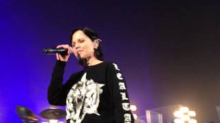 Dolores ORiordan The Cranberries Last Concert London 2017 Dreams Part 1 [upl. by Corson]