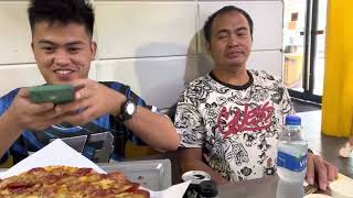 Philippines Yellow Cab Pizza Review philippines filipinofood [upl. by Onstad]