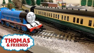 NEW FOR 2019 GORDONS EXPRESS COACHES Bachmann Thomas amp Friends [upl. by Lambard657]