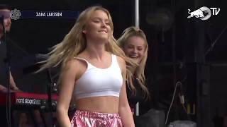 Zara Larsson Symphony LIVE at Lollapalooza 2017 HD Video [upl. by Aicetel]