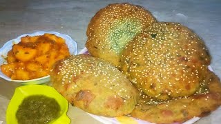 Methi Matar Masala Puri amp Chatpate Aloo Recipe  Masala Puri [upl. by Mary620]