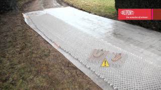 DuPont™ Plantex® GroundGrid®  OberflächenStabilisation  Alle Bodenarten [upl. by Neela]