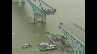 Seongsu Bridge Disaster [upl. by Nylime]