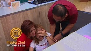 MASTERCHEF INDONESIA  Kejutan Spesial Dari Keluarga  Gallery 12  21 April 2019 [upl. by Strong]