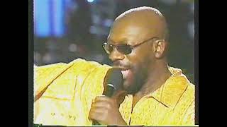 Isaac hayes I Stand Accused livemusic soul afrobeat carnivalparade dance kingwalmart [upl. by Aikaj514]