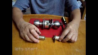 HOW TO DISASSEMBLE A DOOR KNOB LOCKSET for beginners [upl. by Cadel]