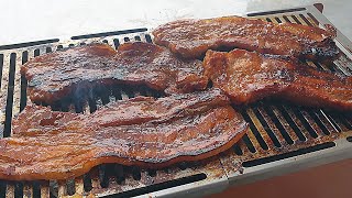 Recette Maître Po N°4  Grillade de poitrine de porc marinée [upl. by Ayian412]