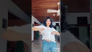 පියුමි හංසමාලි  Piumi Hansamali  After Bath Chilling Time Latest 2020  Queen Piumi [upl. by Hillyer]