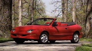 MotorWeek  Retro Review 1995 Pontiac Sunfire Convertible [upl. by Priscilla]