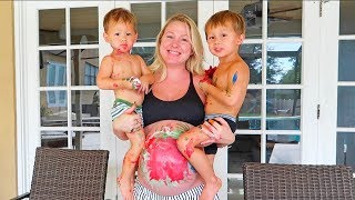 Toddlers Paint Moms Pregnant Belly Adorable [upl. by Fuchs]