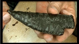 flintknapping a knife from a slab [upl. by Albrecht]