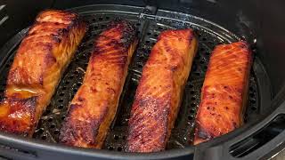 Honey Glazed Salmon In the Air Fryer [upl. by Schilit]