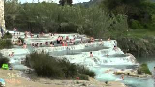 Terme di Saturnia Gorące źródła w Toskanii Cascate del Mulino [upl. by Vanya883]