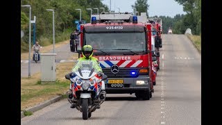 Optocht Brandweerdag 2018 heel veel sirenes Almere [upl. by Enelra882]