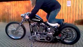 Harley Evo Bobber first Kickstart [upl. by Gaby488]