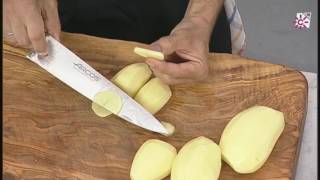 Cómo preparar las patatas para la tortilla [upl. by Assile]