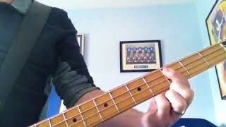 I Predict A Riot Kaiser Chiefs Bass Cover Lesson [upl. by Gage769]