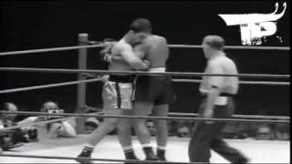 Rocky Marciano vs Jersey Joe Walcott II Highlights [upl. by Barnaba]