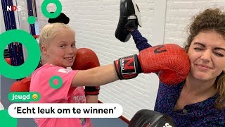 Roxanne is wereldkampioen kickboksen [upl. by Ponce439]